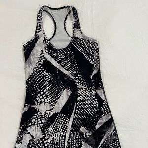 Unique Lulu Lemon Long Workout Tanktop